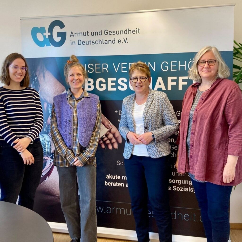 v.l.n.r.: Marie Schäfer (Medinetz Mainz), Nele Wilk (a+G), Dr. Tanja Machalet, Nina Christahl (CSKV RLP). Foto: a+G.